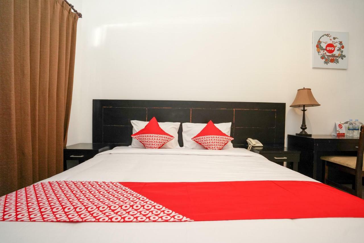 Oyo 969 Penginapan Darma I Surabaya Ngoại thất bức ảnh