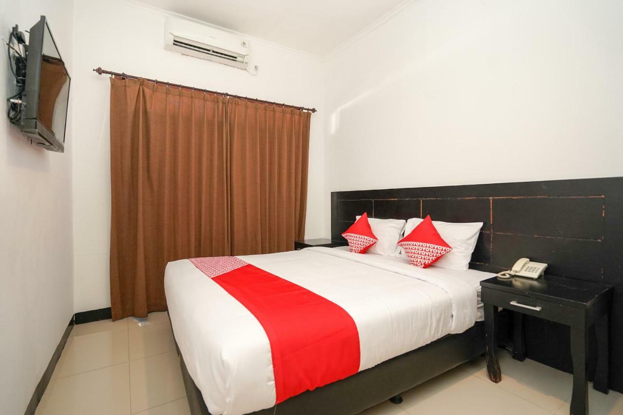 Oyo 969 Penginapan Darma I Surabaya Ngoại thất bức ảnh