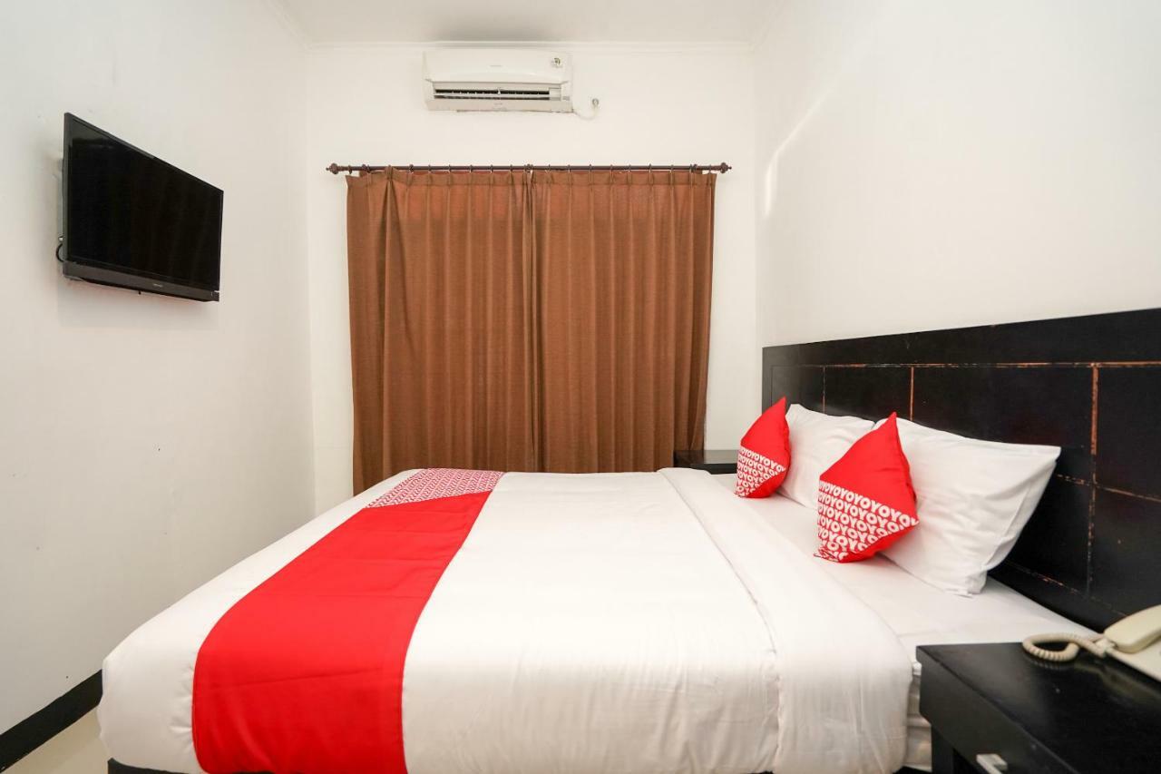 Oyo 969 Penginapan Darma I Surabaya Ngoại thất bức ảnh